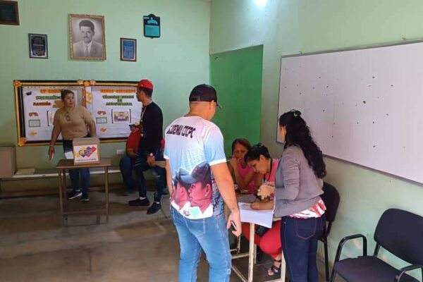El poder popular eligió 145 proyectos en segunda elección comunal