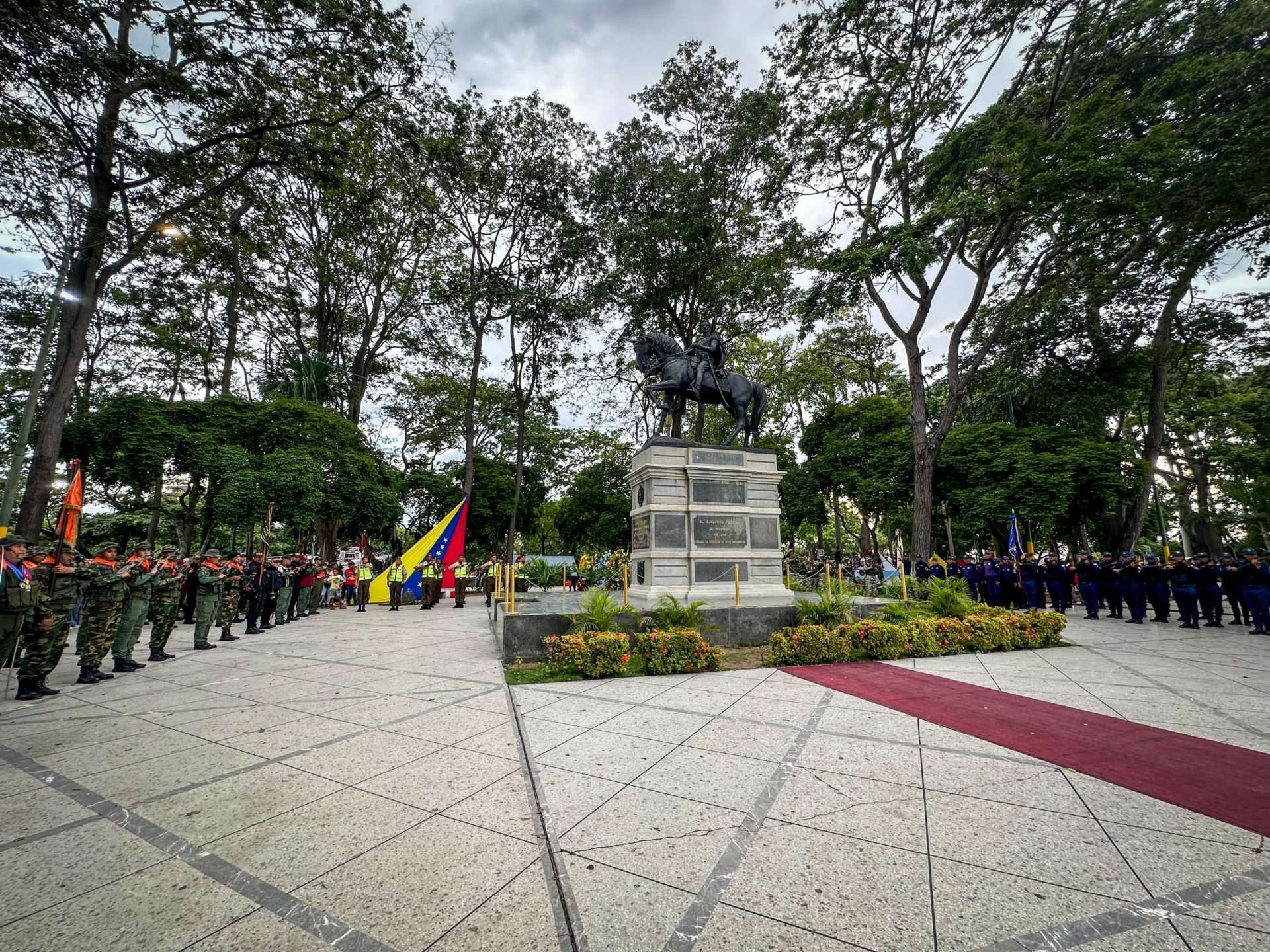 En Sucre conmemoraron el Bicentenario de la Batalla de Junín 