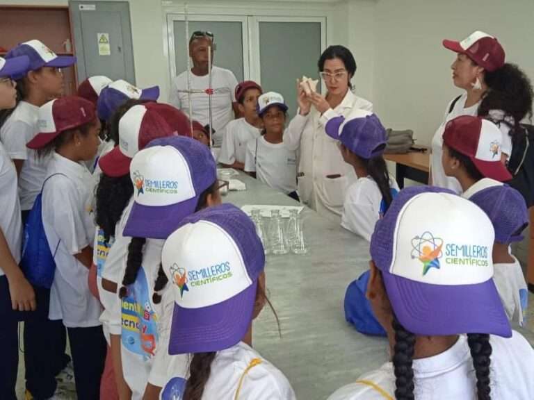 IVIC abre sus puertas a los semilleros científicos en vacaciones