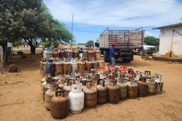 Mil hogares recibieron sus cilindros de gas doméstico en el Zulia 