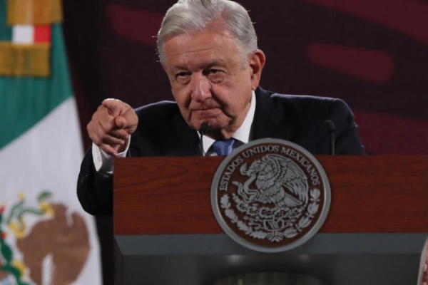 «Tienen que aprender a respetar la soberanía de México», AMLO «pausa» relación con embajadas de EE. UU. y Canadá tras críticas a la reforma judicial