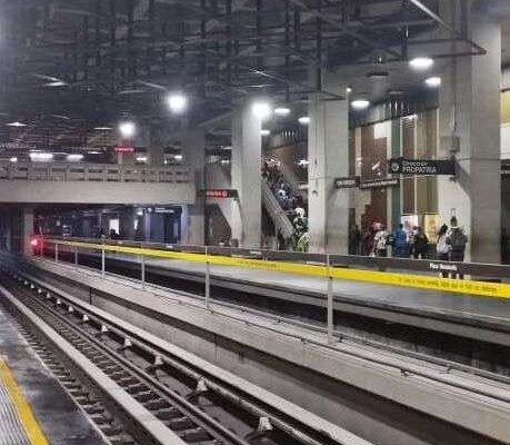 Metro de Caracas restablece servicio comercial tras ataque al SEN