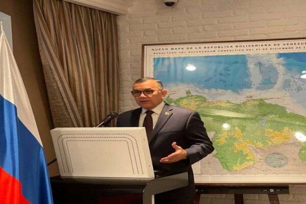 Venezuela realiza Jornada Mundial Antifascista en Moscú