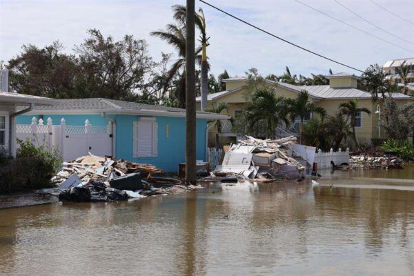 ALBA-TCP expresa solidaridad con población de Florida tras el paso del huracán Milton ALBA-TCP expresa solidaridad con población de Florida tras el paso del huracán Milton