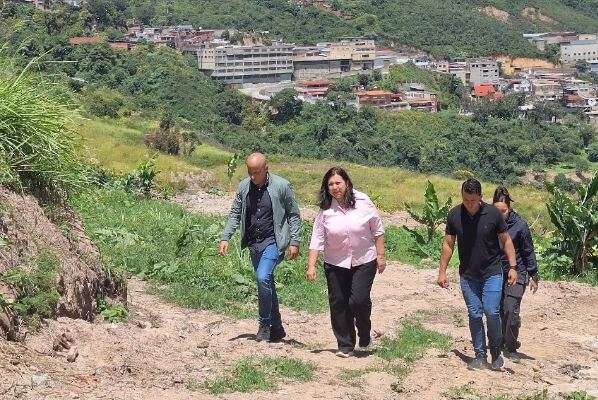 Alcaldesa inspeccionó el Núcleo de Desarrollo Endógeno Agroturístico “Profesor Carlos Lanz”