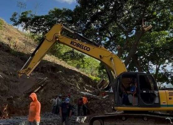 Avanzan trabajos de recuperación integral en Zona F del 23 de Enero Avanzan trabajos de recuperación integral en Zona F del 23 de Enero