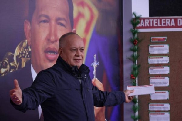 Cabello aseguró que el caso de corrupción del alcalde de Maracaibo involucra a varias personas de la oposición