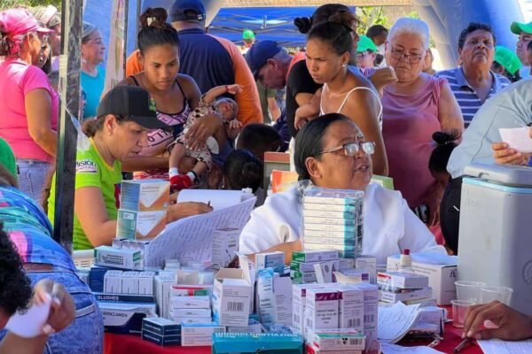 Consultorios populares de Cúa reciben nuevos tensiómetros