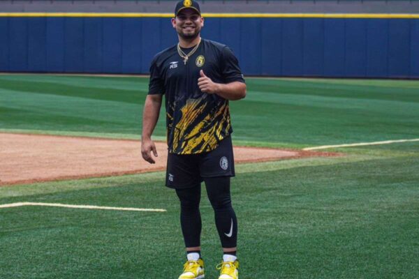 Eliezer Alfonzo Jr estará sin restricciones con los Melenudos Eliezer Alfonzo Jr estará sin restricciones con los Melenudos