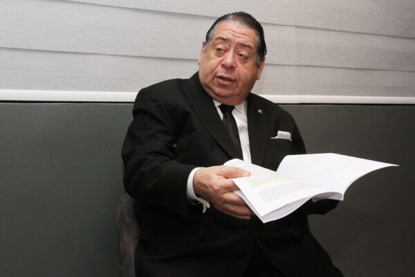 Hermann Escarrá: Diga lo que diga la Corte sobre el Esequibo no lo reconoceremos Hermann Escarrá: Diga lo que diga la Corte sobre el Esequibo no lo reconoceremos