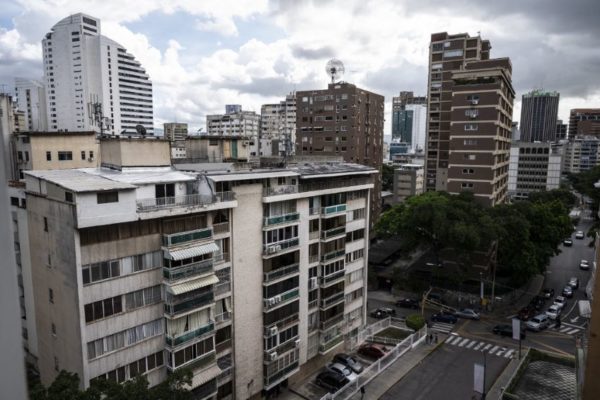 Sector inmobiliario propone rebajar encaje legal para impulsar compra de viviendas
