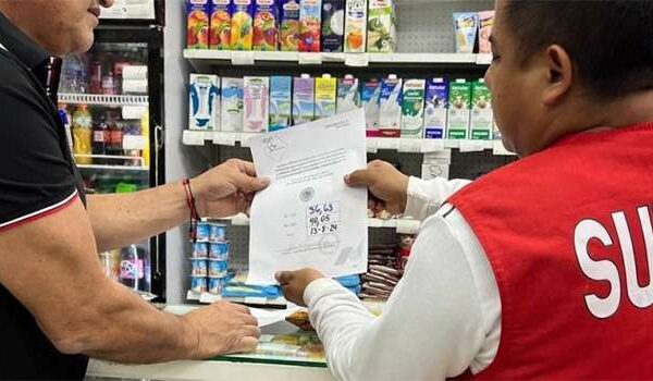Sundde pide a los consumidores denunciar comercios que cobren a dólar monitor Sundde pide a los consumidores denunciar comercios que cobren a dólar monitor