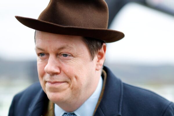 Tom Parker Bowles, el hijo de la reina Camila experto en comida palaciega: “Carlos III es un héroe gastronómico adelantado a su tiempo” | Gente EL PAÍS