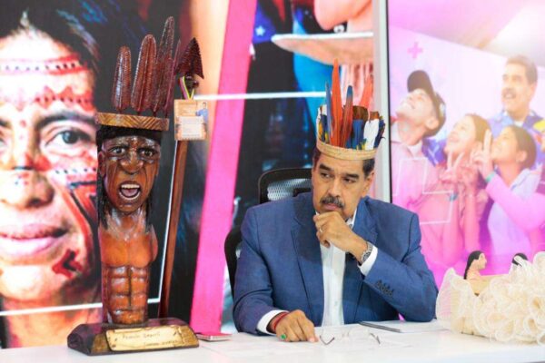 Venezuela reclamará a España por el robo y el esclavismo a pueblo originarios Venezuela reclamará a España por el robo y el esclavismo a pueblo originarios