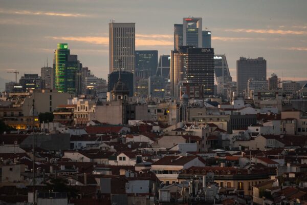 ‘Madrid DF’, de Fernando Caballero: una ciudad con vocación de Estado | Babelia EL PAÍS