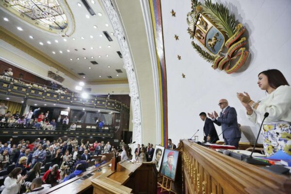 AN aprueba acuerdo por Día Internacional de la Eliminación de la Violencia contra la Mujer