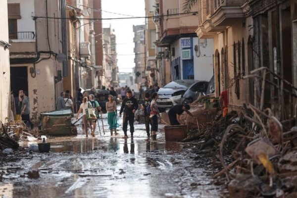 Sube a 158 la cifra de fallecidos por el temporal DANA en España