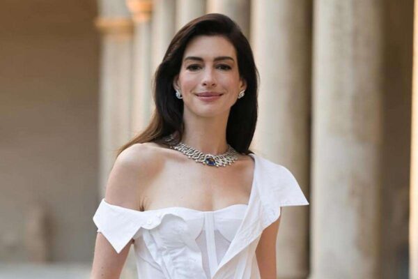 Anne Hathaway agradeció por su próxima película Anne Hathaway agradeció por su próxima película
