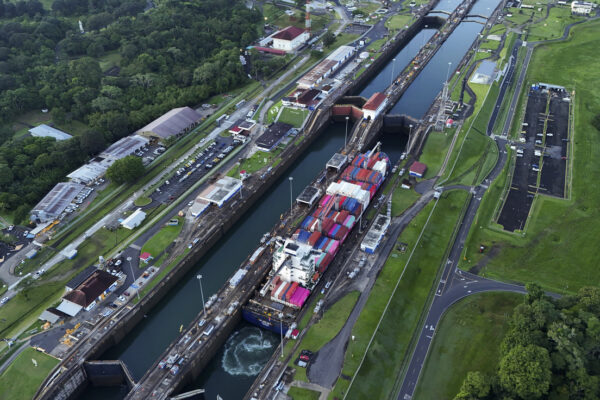 Controversial la manifiesta intención de Donald Trump sobre el Canal de Panamá