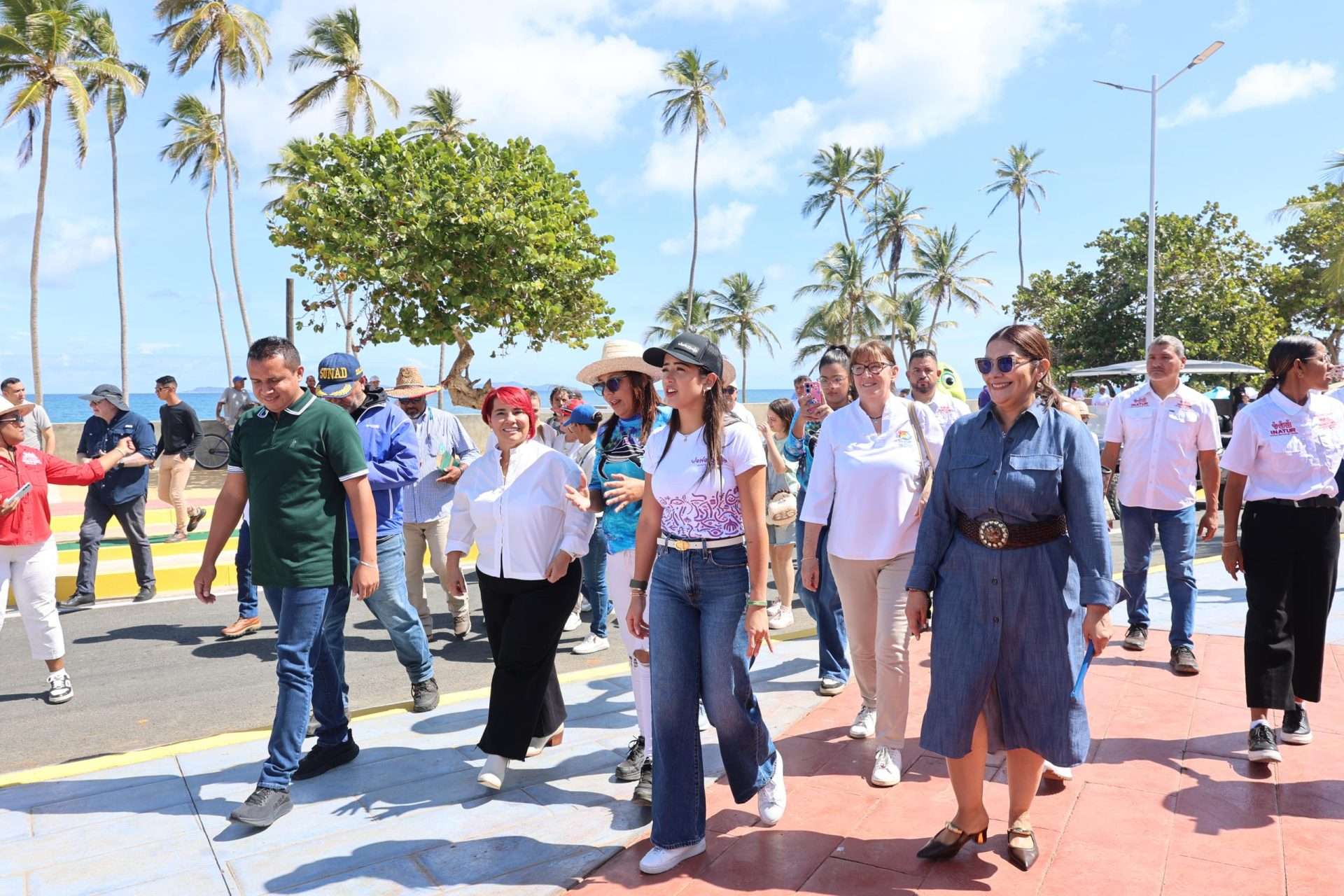 Inauguran bulevar turístico de Playa El Agua en Margarita