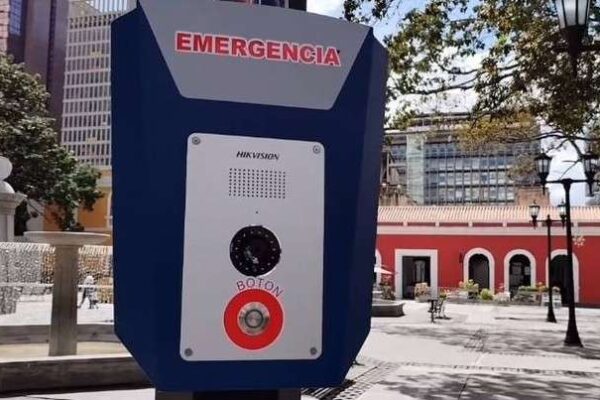 Instalan botones de pánico para atender emergencias en Caracas