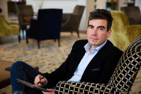 Jaime Gómez-Obregón, ingeniero informático: “Hablan de digitalización, pero luego no puedes comprar un billete de tren” | Tendencias | Proyecto EL PAÍS