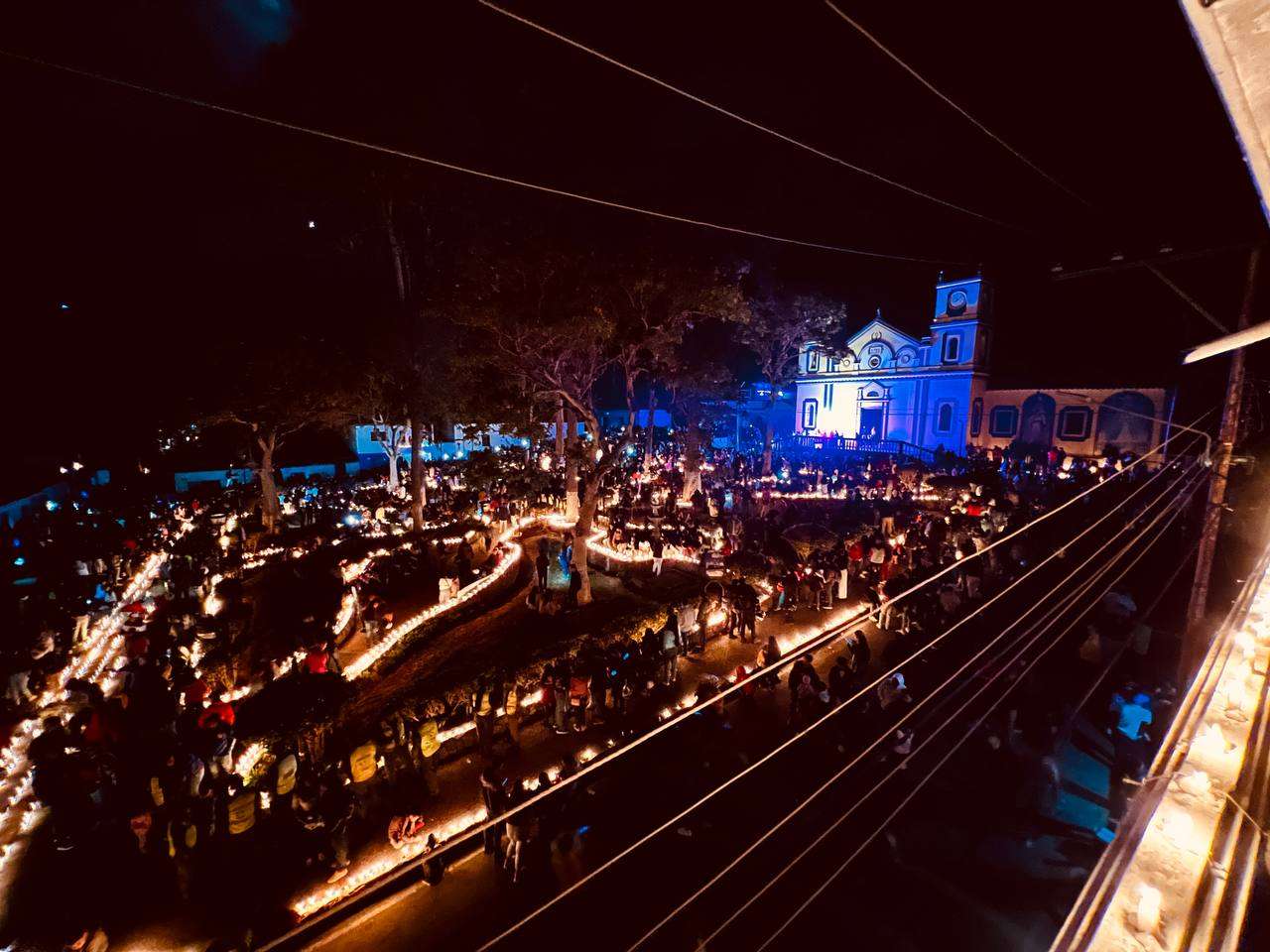 Mucurubá encendió 25.000 velas en honor a Virgen de la Inmaculada Concepción 
