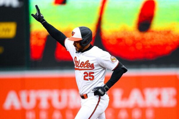 Blue Jays muestran interés en Anthony Santander