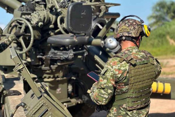 Ejército de Colombia desplegó artillería por situación en Catatumbo