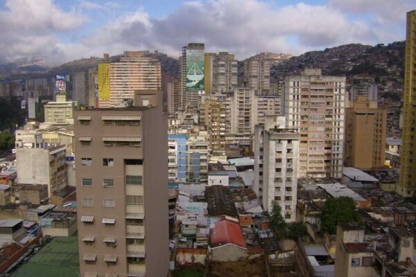 En Quinta Crespo denuncian a vecinos por ruidos molestos