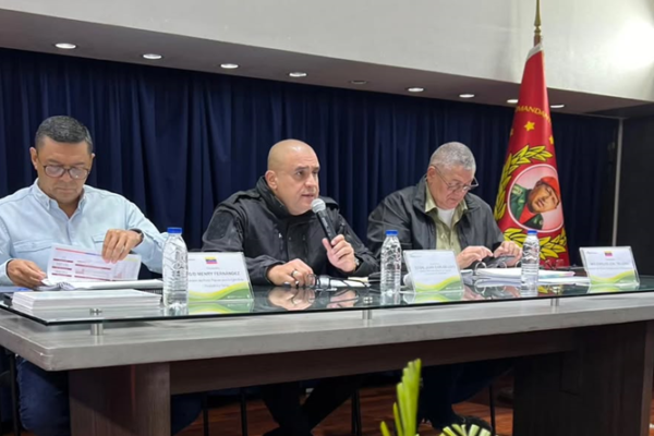 Encuentro con motores productivos del país para diversificar exportaciones