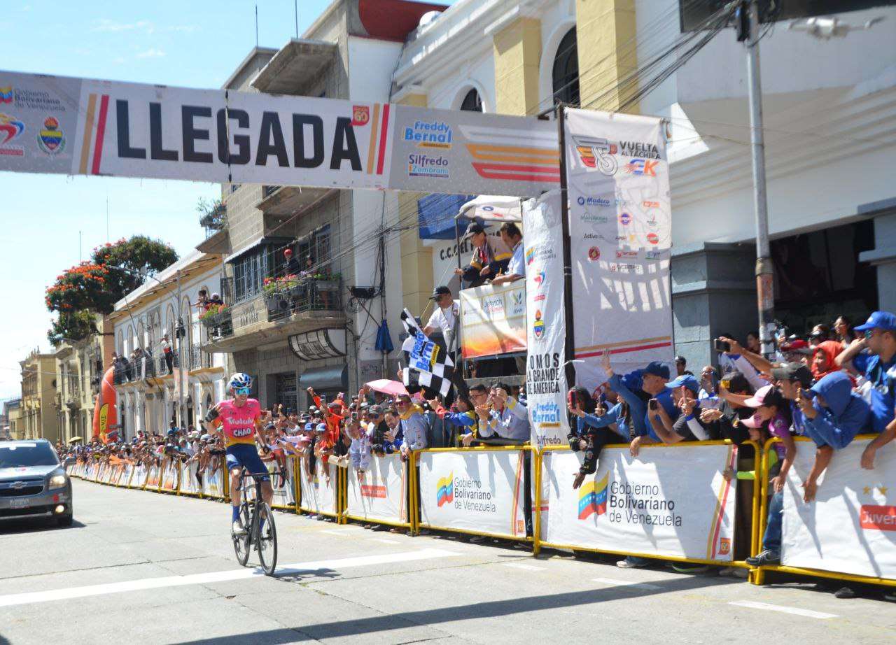 Merideño Ángel Rivas ganó la V etapa de la Vuelta al Táchira en bicicleta