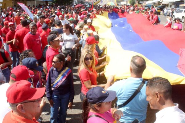 Psuv en Barinas se moviliza para apoyar a Maduro