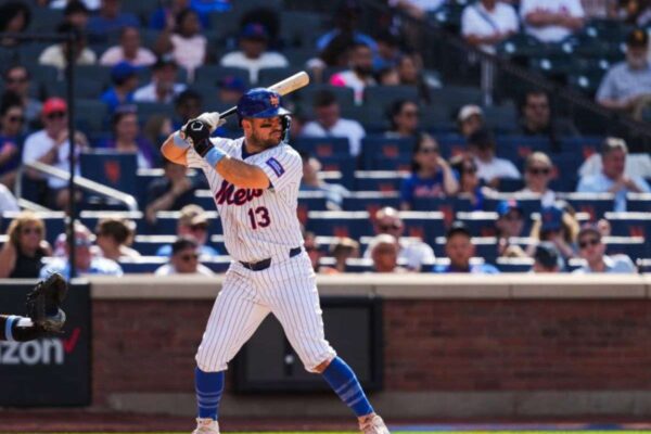 Luis Torrens en rol protagónico para el triunfo de los Mets