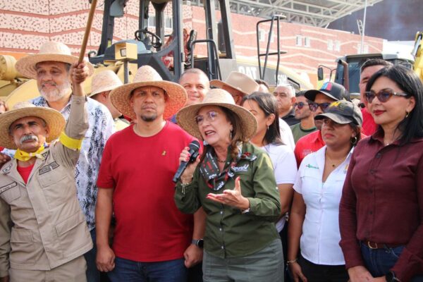 Recuperarán 3.150 kilómetros de vialidad agrícola en Barinas