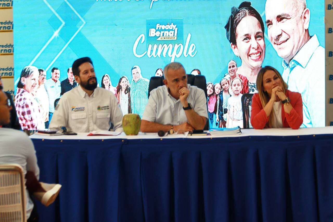 Entregan créditos a más de 400 emprendedores del estado Táchira