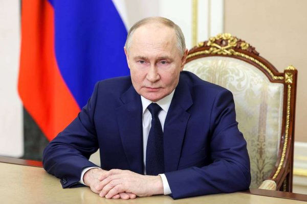 Putin declara una tregua de Pascua en Ucrania