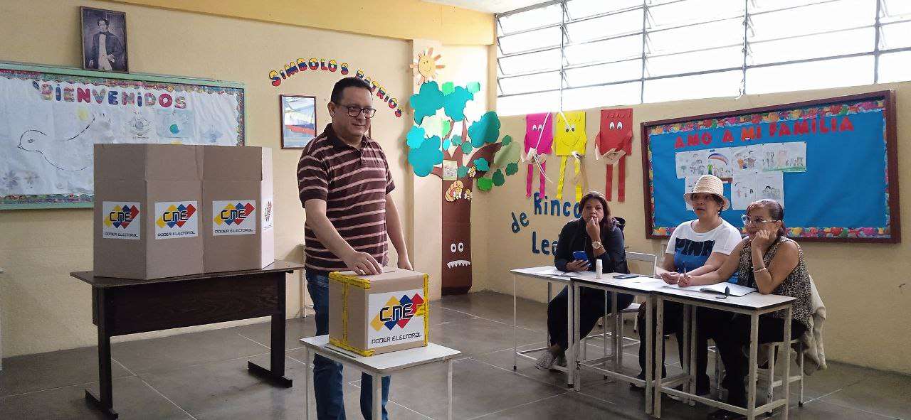 Venezolanos se expresan en segunda Consulta Popular Nacional para elegir proyectos