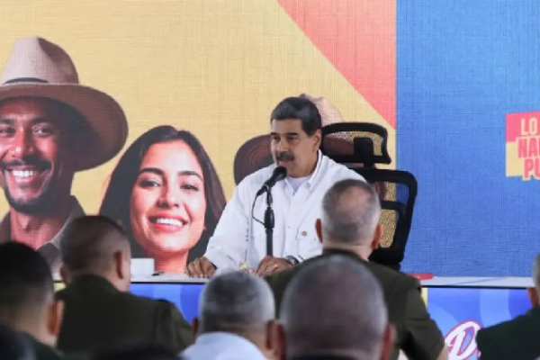 'Nadie nos tiene que dar licencias para respirar, caminar y existir'