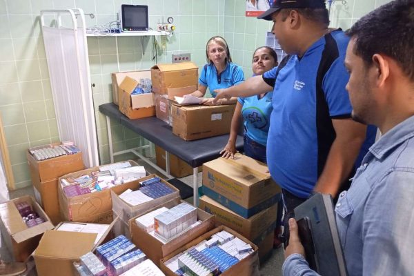 Abastecen con insumos médicos a tres CDI en Ocumare del Tuy