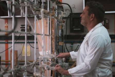 Científicos criollos desarrollan molécula para tratar cáncer de mama Científicos criollos desarrollan molécula para tratar cáncer de mama