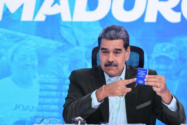 Comando Unificado de la Revolución afina estrategias para el 27J