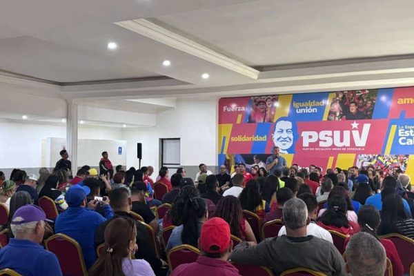 En Anzoátegui presentan comando de campaña del GPPSB para municipales En Anzoátegui presentan comando de campaña del GPPSB para municipales