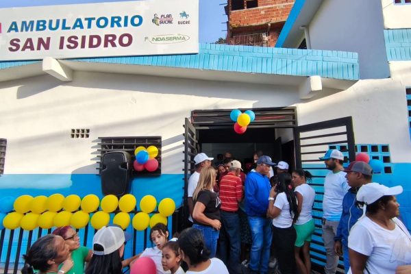 En el sector San Isidro de Petare entregaron obras sociales