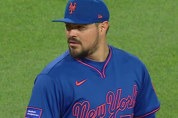 José G. Castillo mejora dentro del bullpen de los Mets José G. Castillo mejora dentro del bullpen de los Mets