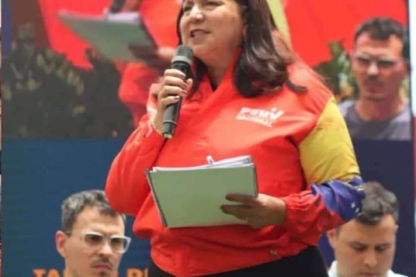 Juramentan Comando de Campaña del GPPSB en Caracas