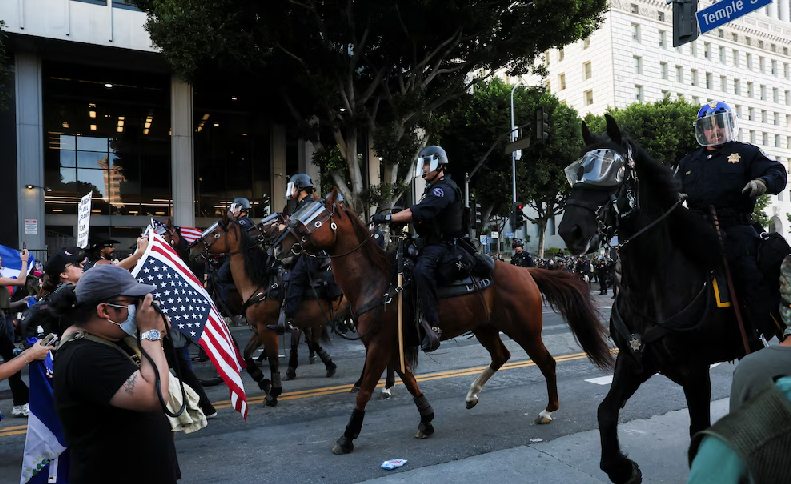 Las protestas se extienden por todo Estados Unidos en rechazo a las redadas migratorias y el despliegue militar