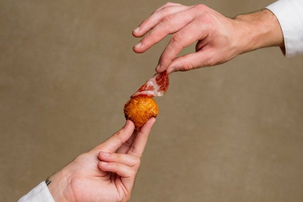 Los límites de la mejor croqueta: ¿debe parar el circo de los concursos gastronómicos? | Gastronomía: recetas, restaurantes y bebidas EL PAÍS