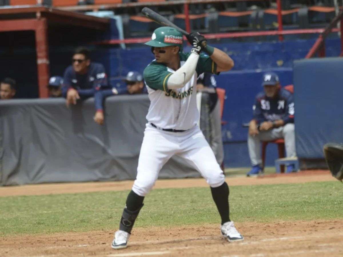 Samanes se recupera ante Guerreros