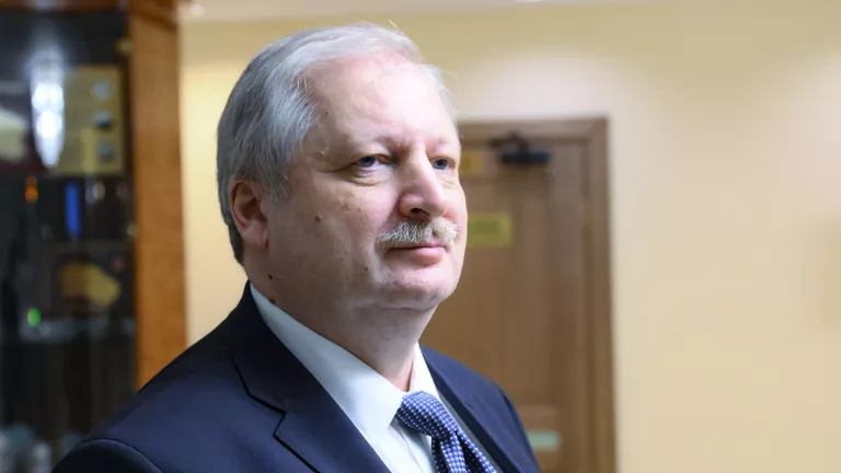 Trump acepta credenciales del embajador ruso en EEUU